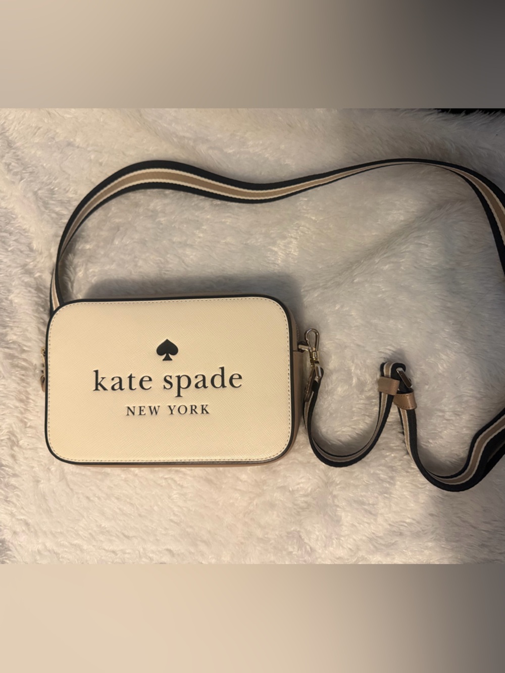 Kate Spade New York Cream Oh Snap Crossbody Camera Bag